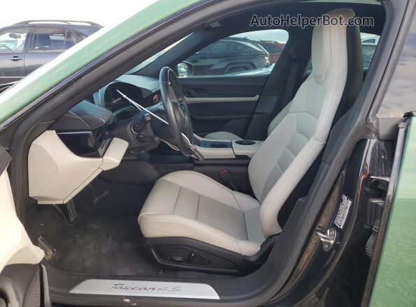 WP0AB2Y1XLSA52464 2020 PORSCHE TAYCAN Green წინა სალონის ხედი