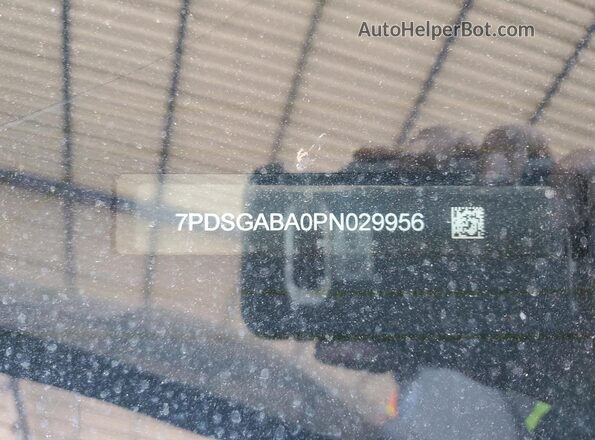 7PDSGABA0PN029956 2023 RIVIAN R1S Black 
