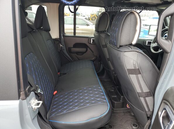 1C4RJXN62RW141494 2024 JEEP WRANGLER Gray უკანა სავარძლების ხედი