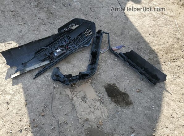 3TMCZ5ANXMM387248 2021 TOYOTA LE Gray Вид підкапотного простору