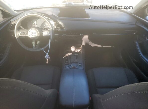 3MVDMAAL1MM204649 2021 MAZDA CX-30 White Vista del salpicadero