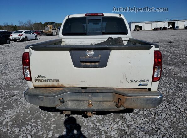 1N6DD0EV9HN750146 2017 NISSAN FRONTIER Белый Вид сзади