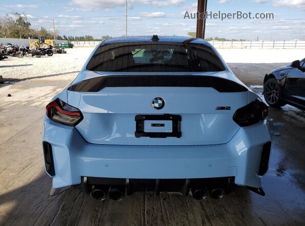 3MF13DM04R8E42079 2024 BMW M2 Blue Vista trasera
