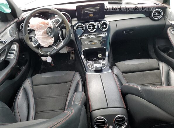 55SWF6EB8HU233366 2017 MERCEDES-BENZ C Black Widok deski rozdzielczej