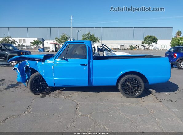 CCE142Z101821     1972 CHEVROLET C10 Синий Панорамный вид салона 360°