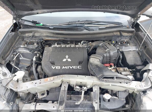 JA4JZ4AX4JZ059721 2018 MITSUBISHI OUTLANDER Gray Rear view