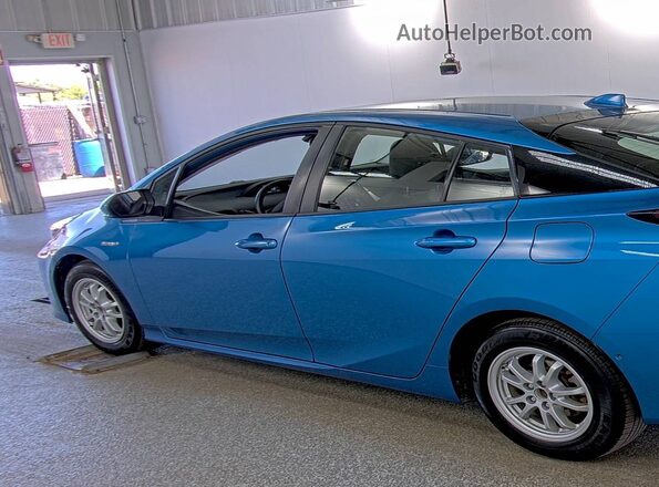 JTDL9MFU2M3030867 2021 TOYOTA LE  Սալոնի հետևի տեսք
