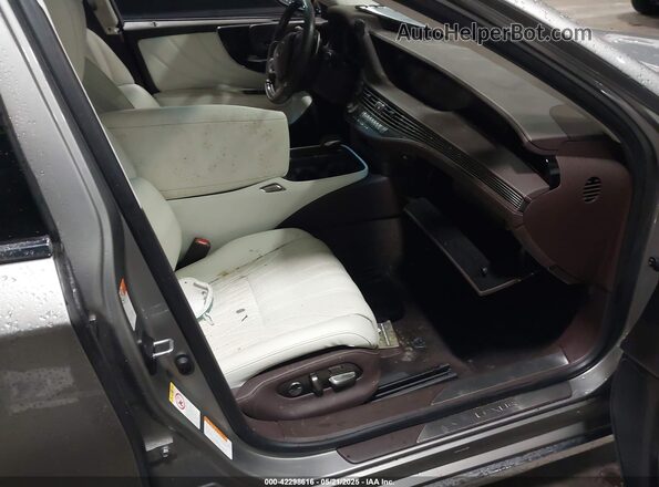 JTHC5LFF2J5002024 2018 LEXUS LS Silver Vista interior delantera
