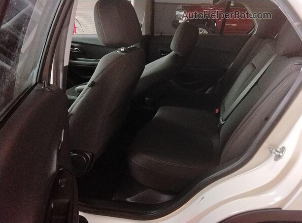 KL7CJKSBXMB333205 2021 CHEVROLET TRAX  უკანა სავარძლების ხედი