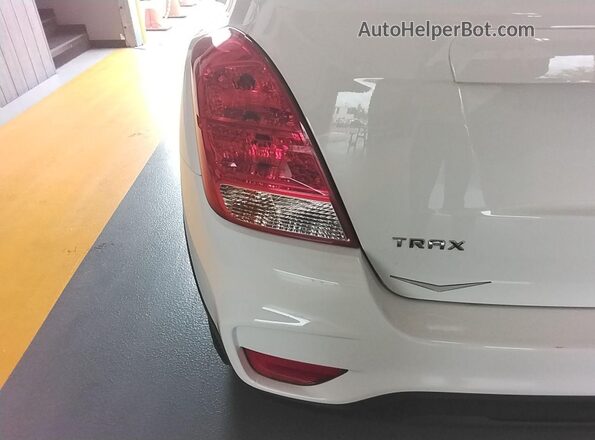 KL7CJKSBXMB333205 2021 CHEVROLET TRAX  