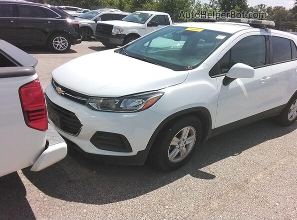 KL7CJKSBXMB333205 2021 CHEVROLET TRAX  წინა ხედი