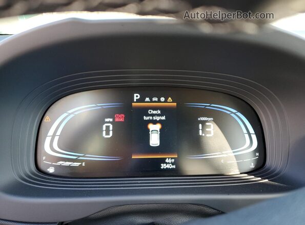 KMHRC8A35RU310278 2024 HYUNDAI VENUE Green 