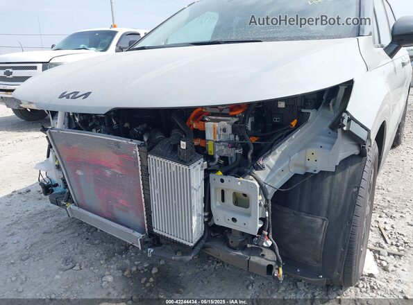 KNDNE5KA8S6042829 2025 KIA CARNIVAL MPV HYBRID Silver Widok z przodu