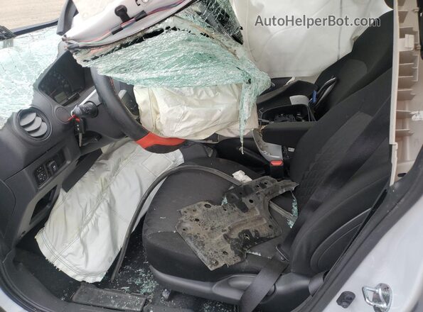ML32AUHJ0NH004765 2022 MITSUBISHI MIRAGE Silver Widok wnętrza z przodu
