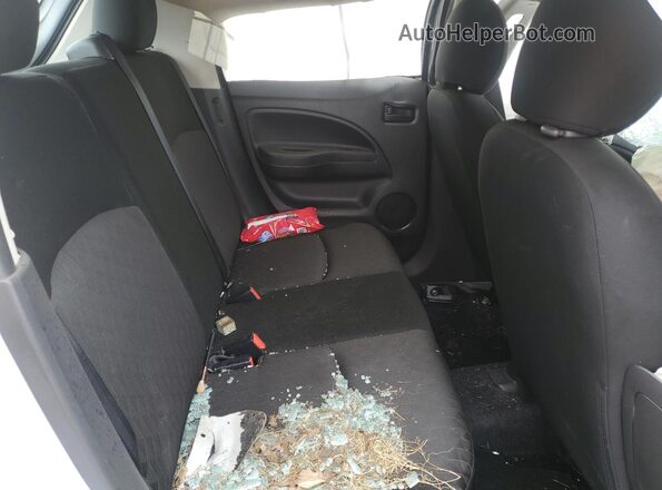 ML32AUHJ0NH004765 2022 MITSUBISHI MIRAGE Silver Widok tylnych siedzeń