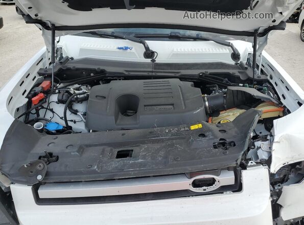 SALEPEEU6P2224987 2023 LAND ROVER DEFENDER White ძრავის განყოფილების ხედი