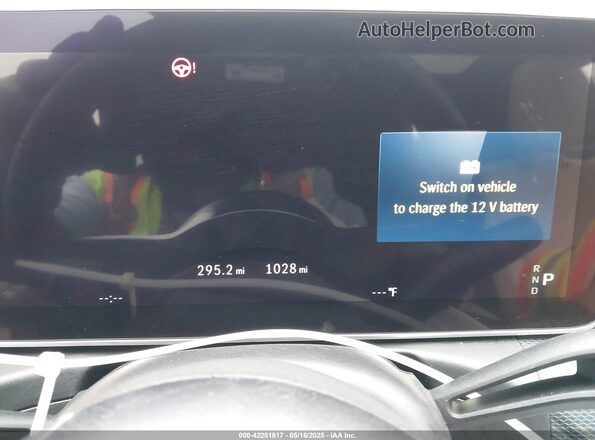 W1KAF4GB0SR246262 2025 MERCEDES-BENZ C Black 