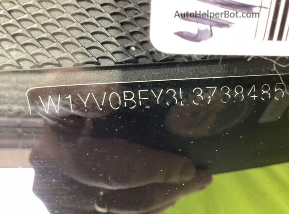 W1YV0BEY3L3738485 2020 MERCEDES-BENZ METRIS  Вид панели приборов