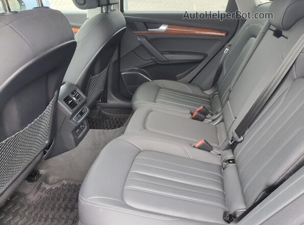 WA1BABFY0M2055518 2021 AUDI Q5  Սալոնի դիմացի տեսք