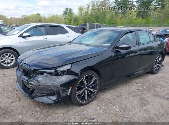 WBA53FJ09RCR24363 2024 BMW 5 SERIES Black Front left