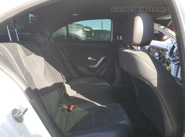 WDD3G4EB0KW022029 2019 MERCEDES-BENZ A White უკანა სავარძლების ხედი