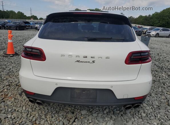 WP1AB2A58GLB55617 2016 PORSCHE MACAN White Հետևի տեսք