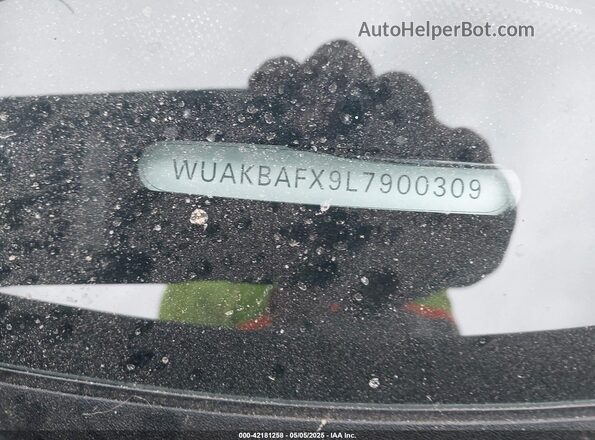 WUAKBAFX9L7900309 2020 AUDI R8 Black Widok komory silnika