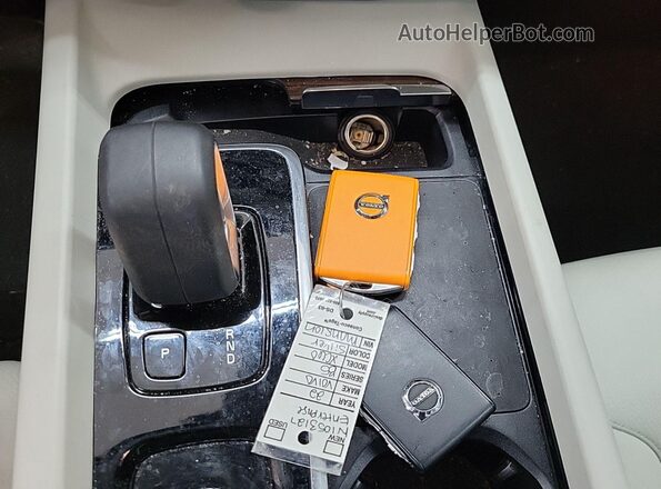 YV4L12RK0N1053127 2022 VOLVO XC60  