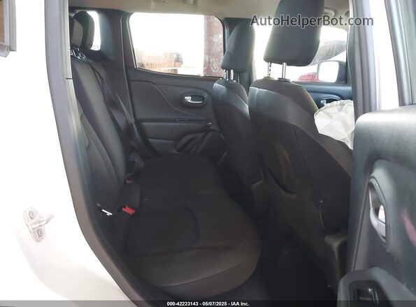 ZACNJDB13PPP32981 2023 JEEP RENEGADE Белый 