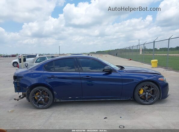 ZARFAMBN4M7648578 2021 ALFA ROMEO GIULIA Blue Вид задньої частини салону