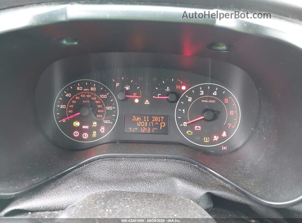 ZFBERFAB1J6J21104 2018 RAM PROMASTER CITY Белый Вид задних сидений