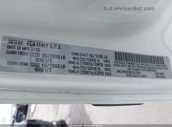 ZFBERFAB1J6J21104 2018 RAM PROMASTER CITY Белый Вид подкапотного пространства