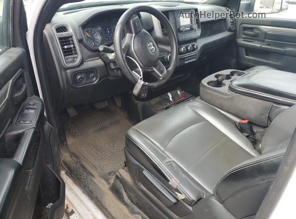 3C7WRCAJ5NG164889 2022 RAM ALL MODELS White Widok zestawu wskaźników