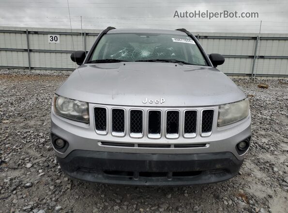 1C4NJCBA5GD620517 2016 JEEP COMPASS Silver Front view