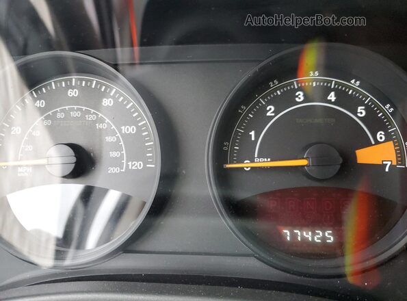 1C4NJCBA5GD620517 2016 JEEP COMPASS Silver Instrument cluster view