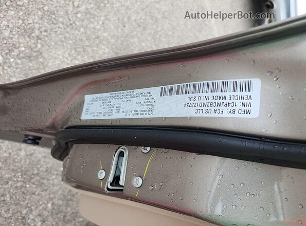 1C4PJMCB2MD123734 2021 JEEP CHEROKEE  ხელსაწყოთა პანელის ხედი