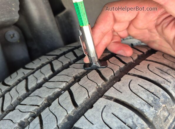1C4PJMCB2MD123734 2021 JEEP CHEROKEE  წინა სალონის ხედი