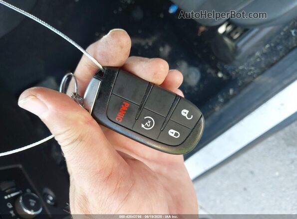 1C4RJFAG3LC361275 2020 JEEP GRAND CHEROKEE White Вид панелі приладів