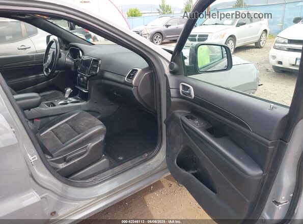 1C4RJFAG6LC316685 2020 JEEP GRAND CHEROKEE Серый Вид салона спереди