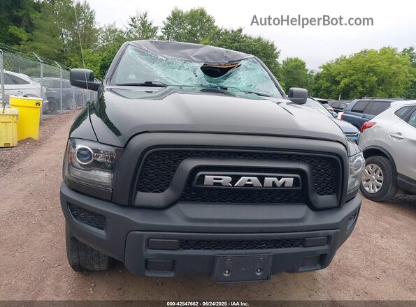 1C6RR7GG7MS547373 2021 RAM 1500 CLASSIC Black Widok zestawu wskaźników