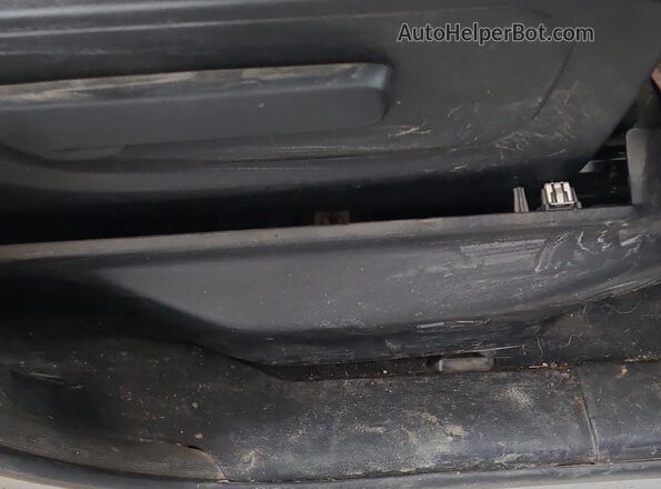 1C6SRFMT1MN714659 2021 RAM 1500  Вид підкапотного простору
