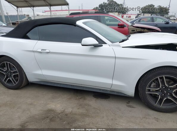 1FATP8UH9L5189378 2020 FORD MUSTANG Белый Панорамный вид салона 360°