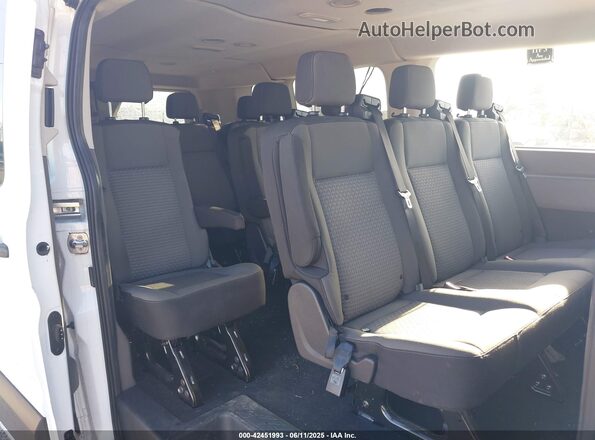 1FBAX2Y80RKA01886 2024 FORD PASSENGER White VIN կոդի պիտակի տեսք