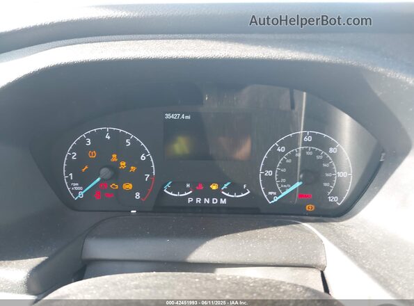 1FBAX2Y80RKA01886 2024 FORD PASSENGER White Հետևի նստատեղերի տեսք