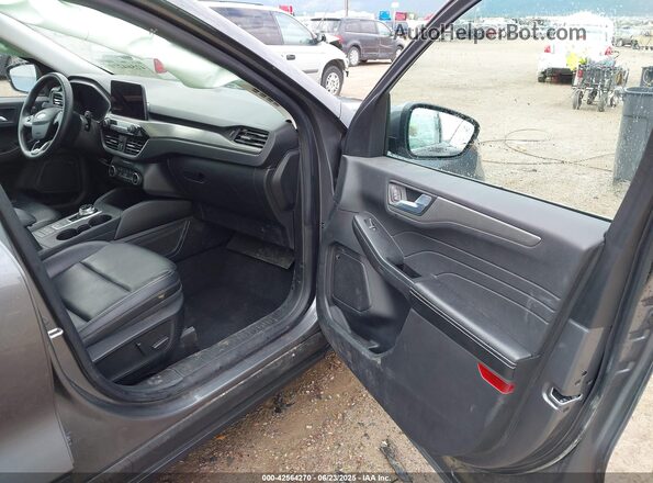 1FMCU9DZXMUB02575 2021 FORD ESCAPE Gray Front interior view