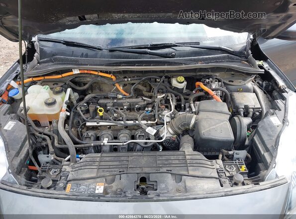 1FMCU9DZXMUB02575 2021 FORD ESCAPE Gray Rear view