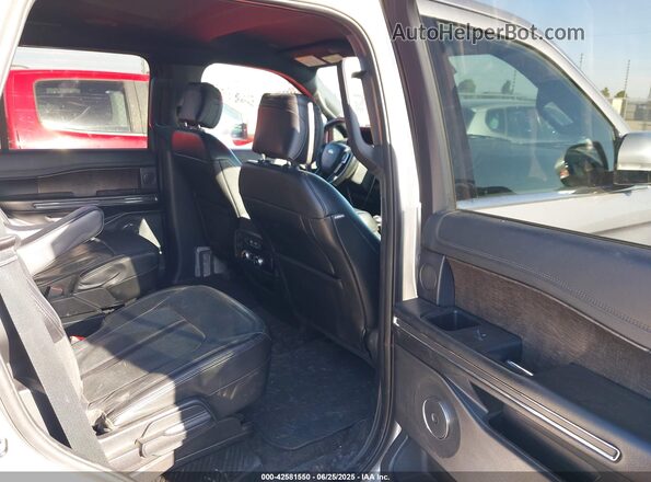1FMJU1KT8LEA81760 2020 FORD EXPEDITION Silver Widok naklejki z numerem VIN