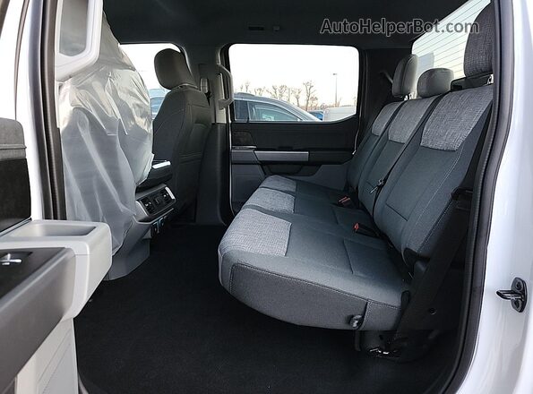 1FT6W1EV0PWG31048 2023 FORD F150  Вид щитка приборов