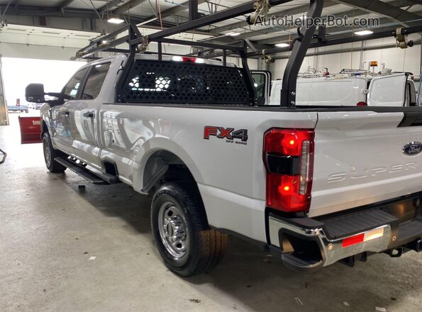 1FT7W2BA7PEC58785 2023 FORD F-250  Widok wnętrza z tyłu