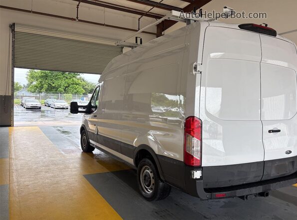 1FTBR1X8XPKB14487 2023 FORD TRANSIT-250  Вид салона спереди
